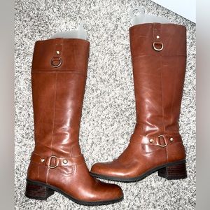 BANDOLINO / EUC Chestnut Brown Leather Riding Boots / Size 7